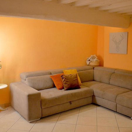 Piazza Napoleone Sweet Apartment ลุคคา ภายนอก รูปภาพ