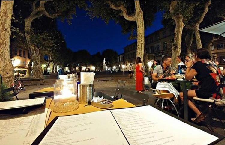 Piazza Napoleone Sweet Apartment ลุคคา ภายนอก รูปภาพ