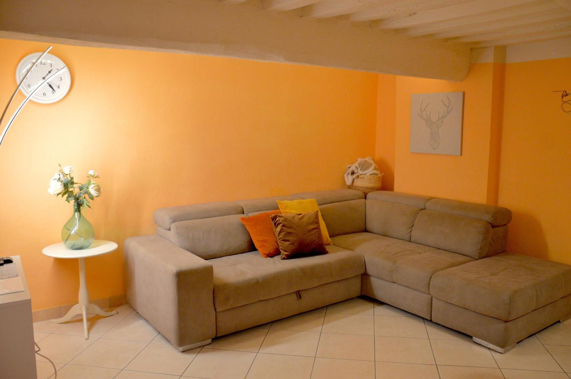 Piazza Napoleone Sweet Apartment ลุคคา ภายนอก รูปภาพ